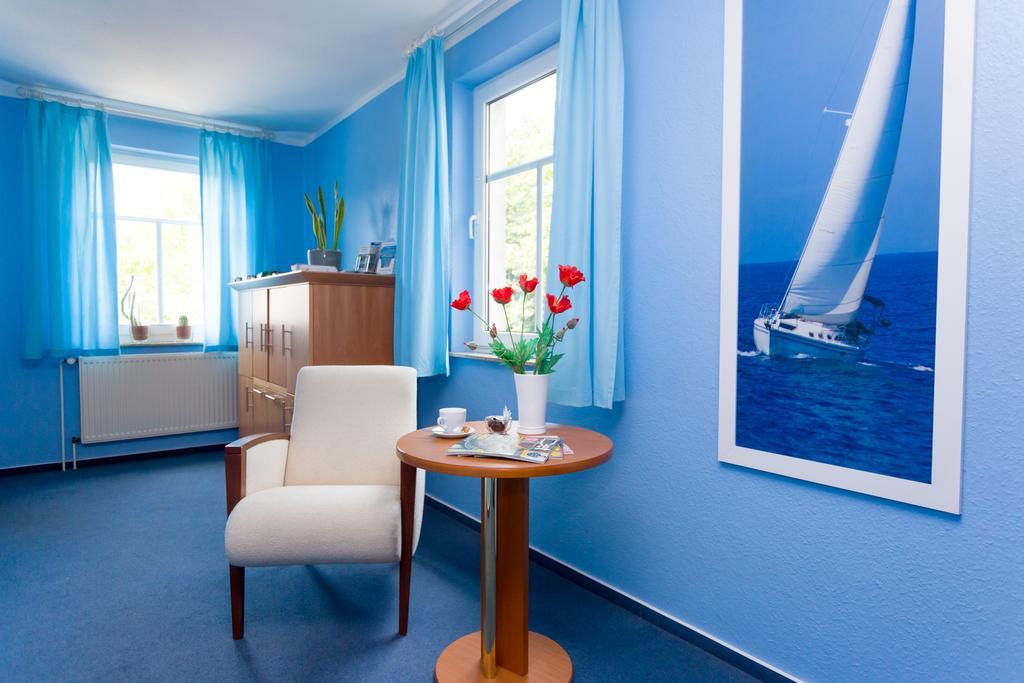 Hotel & Restaurant Am Bodden Putbus Kültér fotó