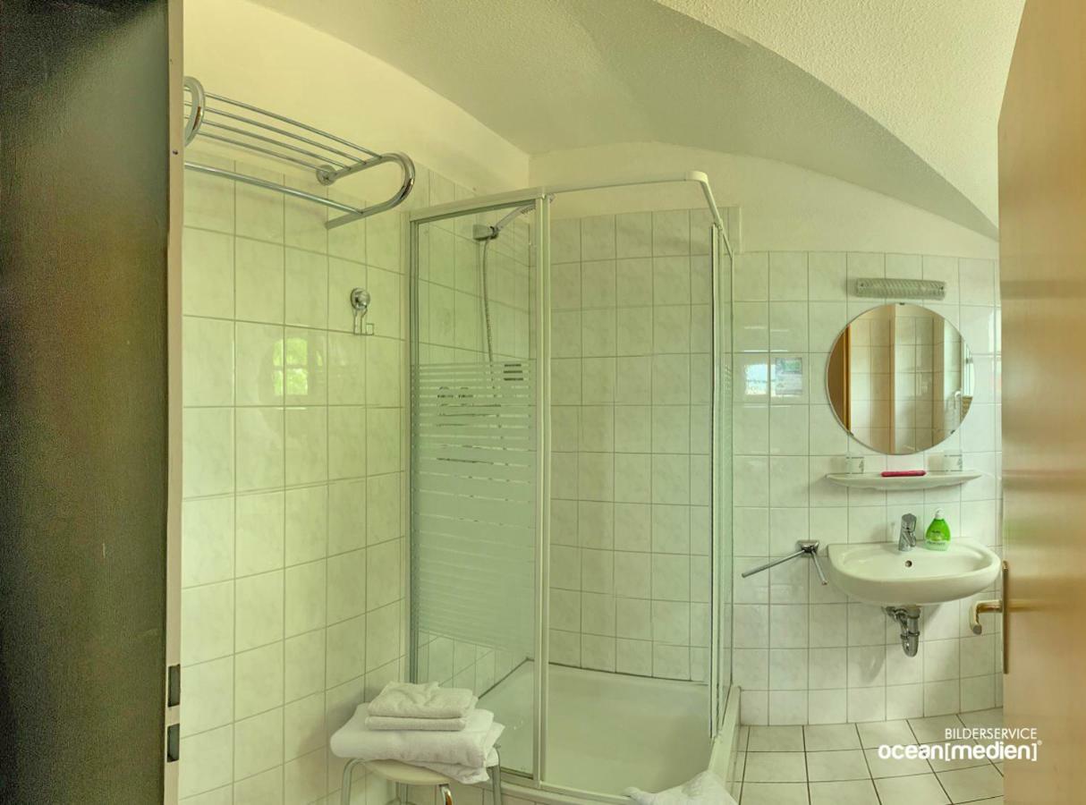 Hotel & Restaurant Am Bodden Putbus Kültér fotó